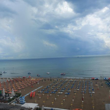 Bral Apartments 9 ดูร์เรส ภายนอก รูปภาพ