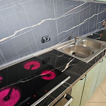 Bral Apartments 9 ดูร์เรส ภายนอก รูปภาพ